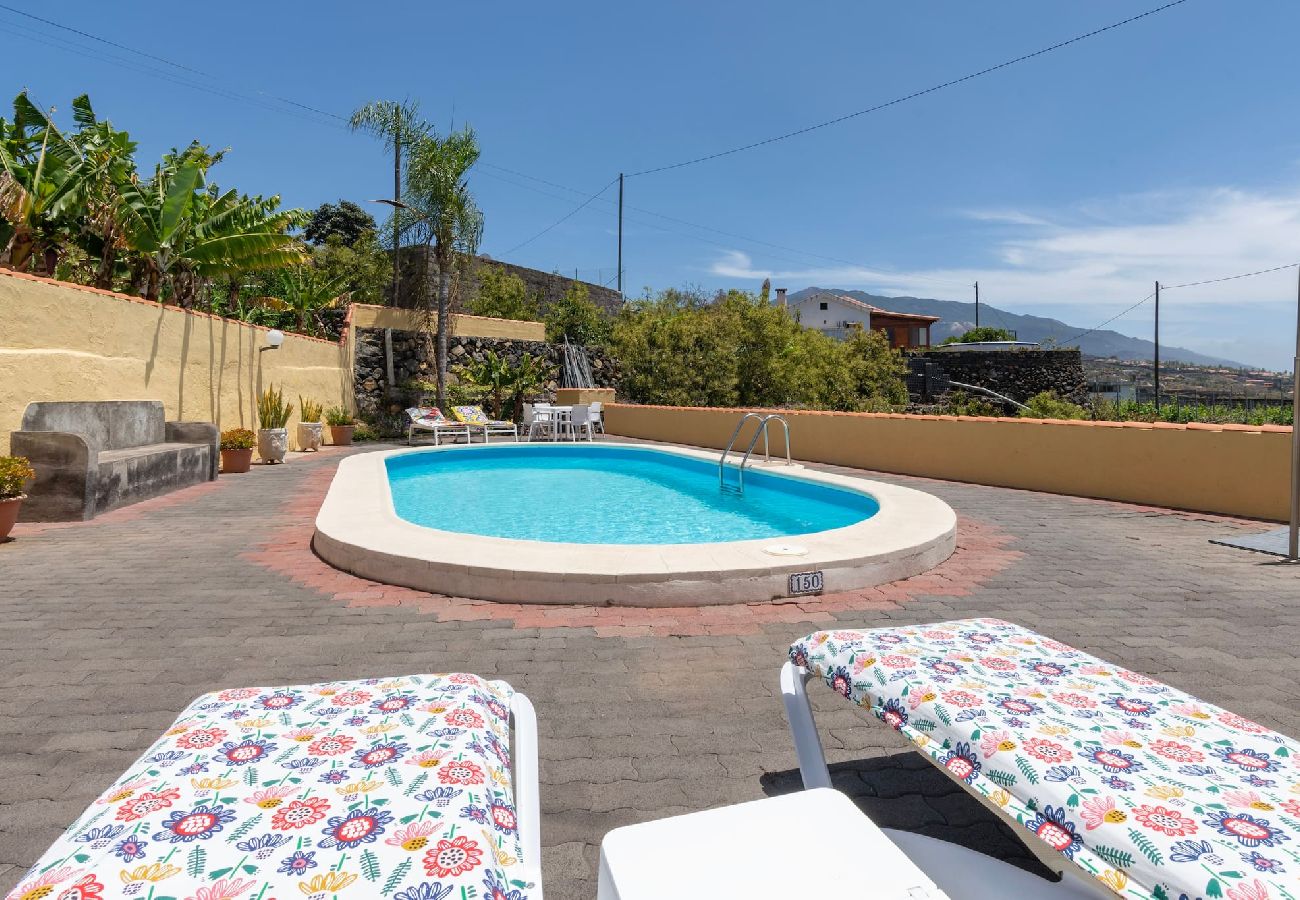Huis in Los Llanos de Aridane - LP1126 Vakantiehuis met privé zwembad in Los Llanos