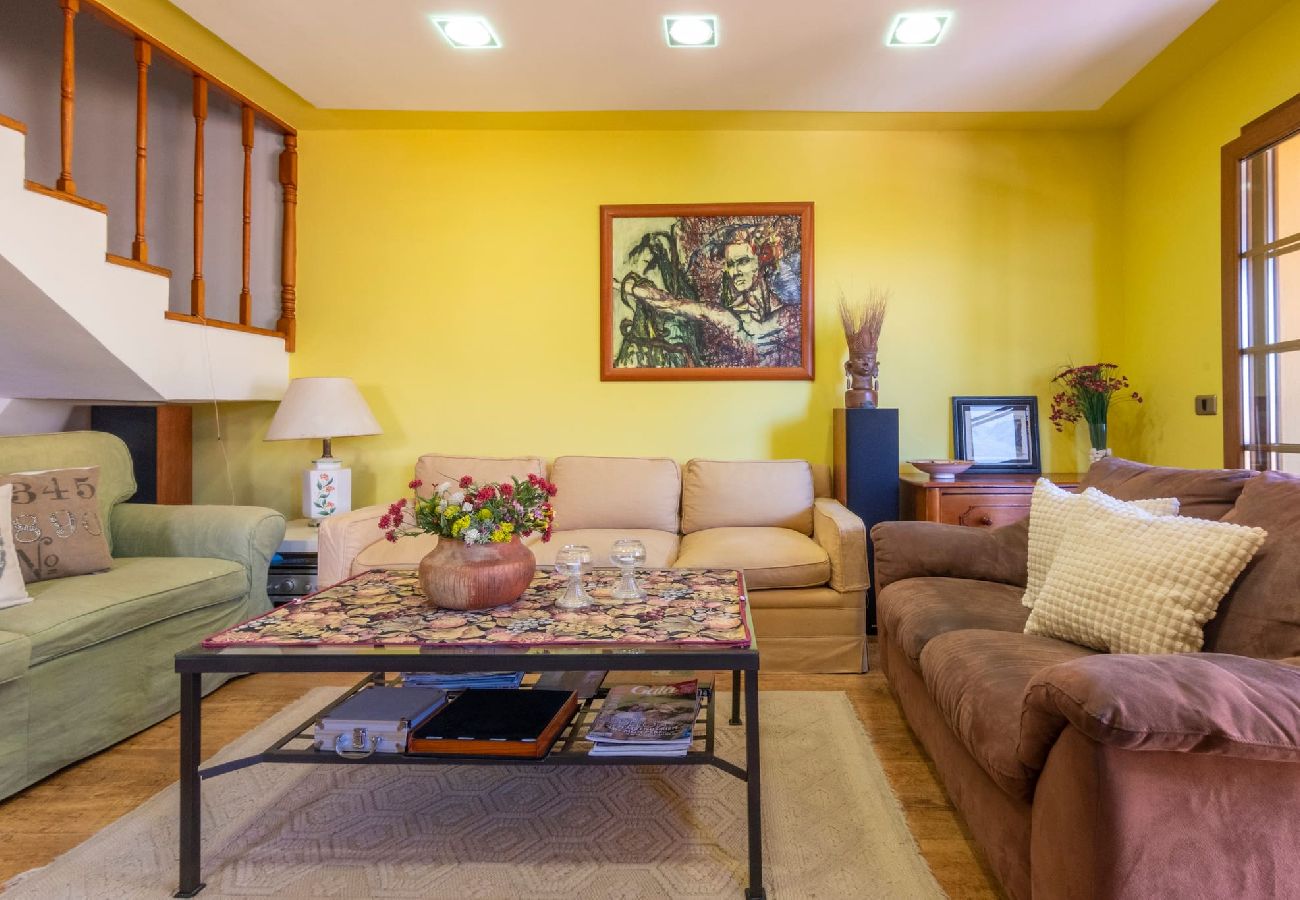 Huis in Agaete - GC0366 Vakantiehuis met verwarmd privé zwembad in Agaete 