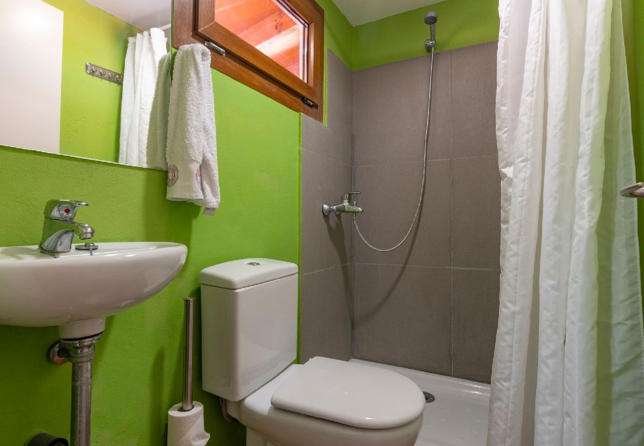 Huis in Agaete - GC0366 Vakantiehuis met verwarmd privé zwembad in Agaete 