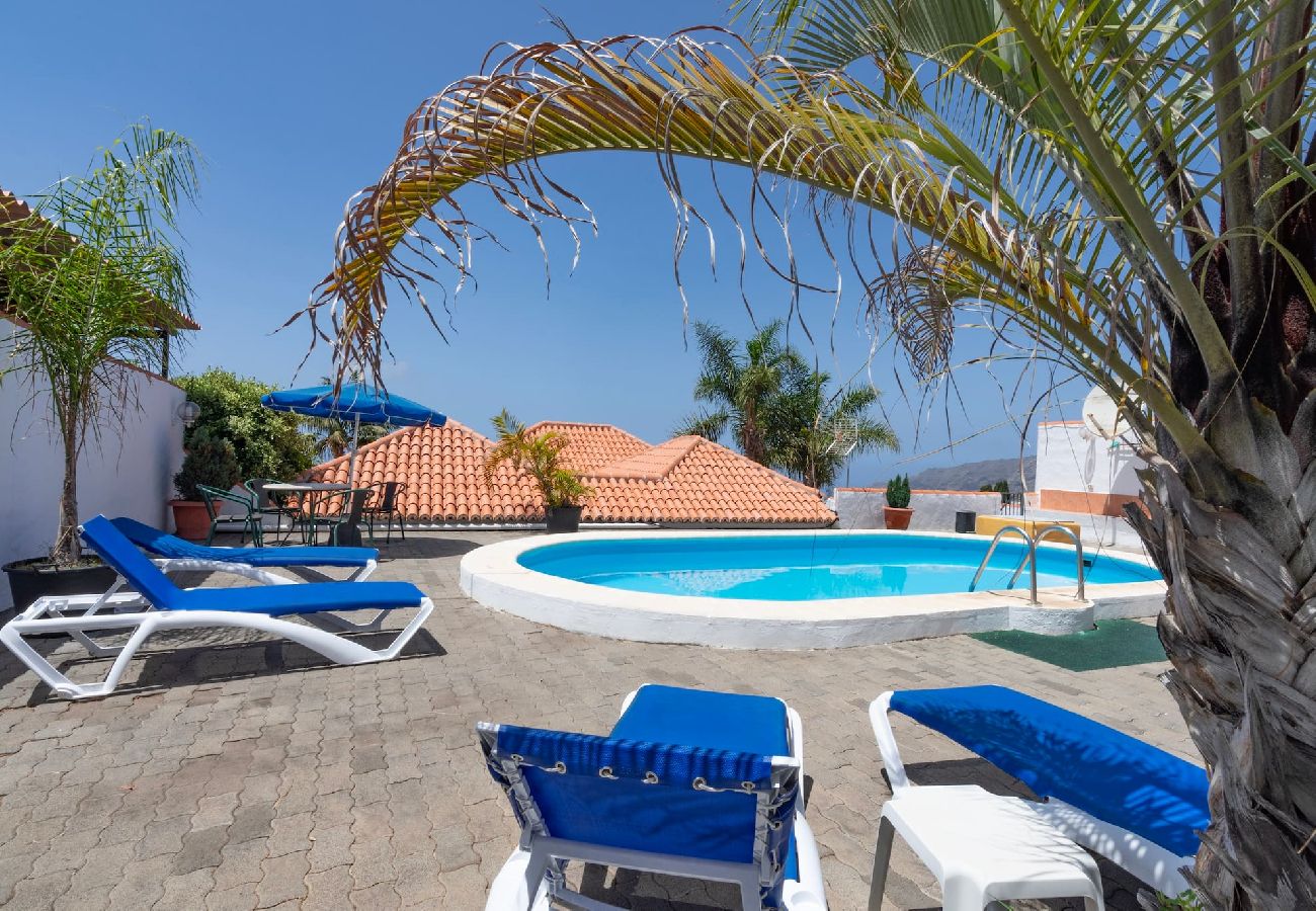 Huis in Los Llanos de Aridane -  LP1125 Vakantiehuis met privé zwembad in Los Llanos