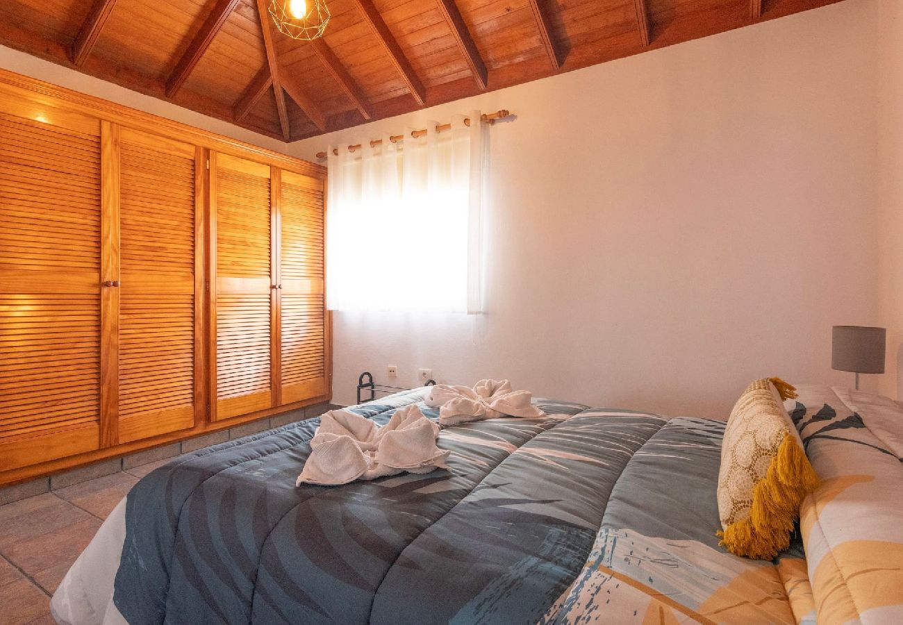 Huis in Los Llanos de Aridane -  LP1125 Vakantiehuis met privé zwembad in Los Llanos