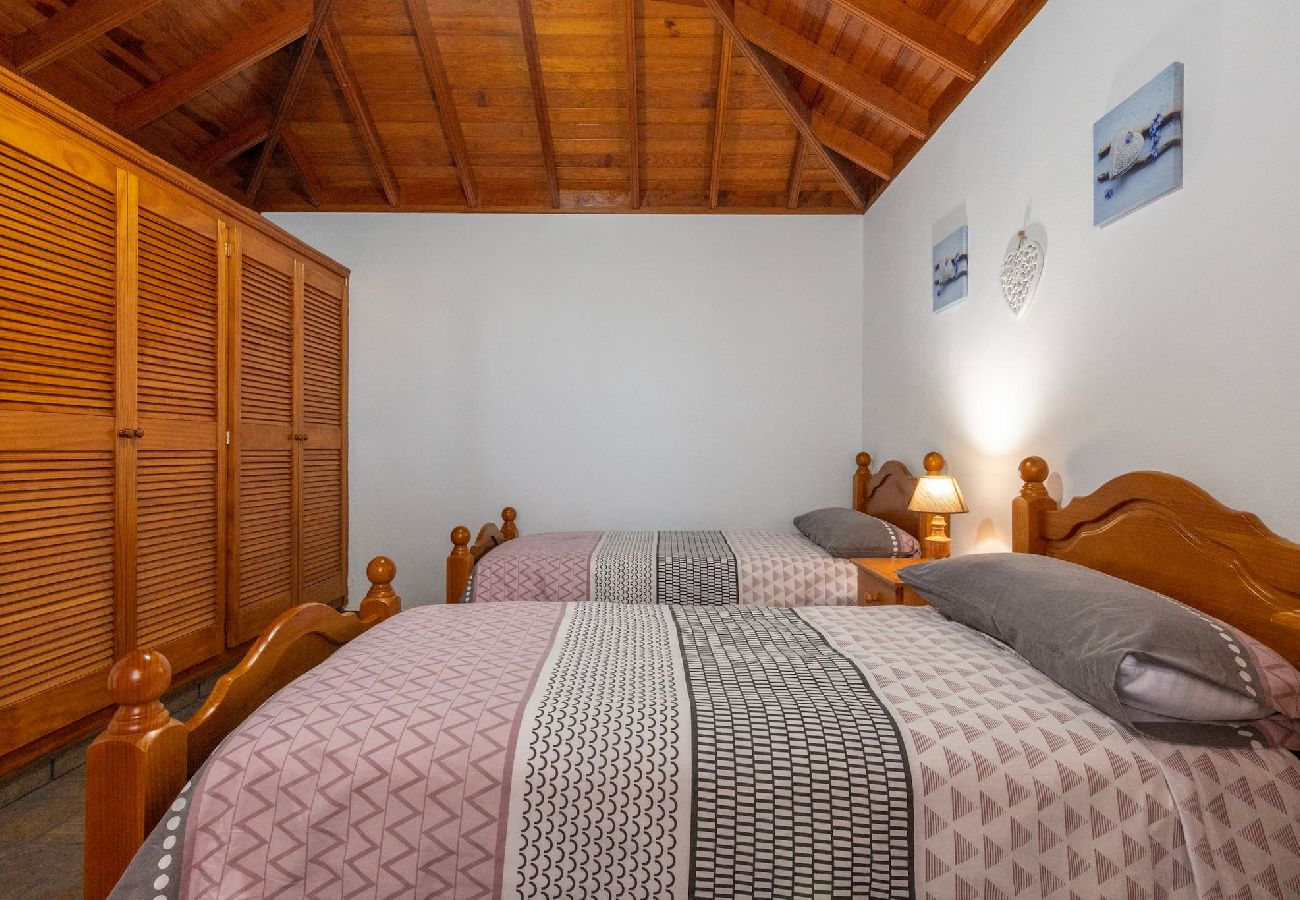 Huis in Los Llanos de Aridane -  LP1125 Vakantiehuis met privé zwembad in Los Llanos