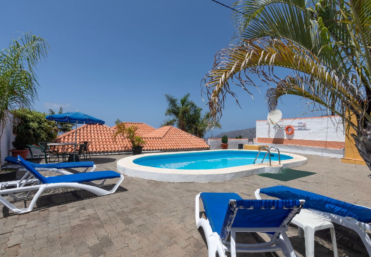 Huis in Los Llanos de Aridane -  LP1125 Vakantiehuis met privé zwembad in Los Llanos