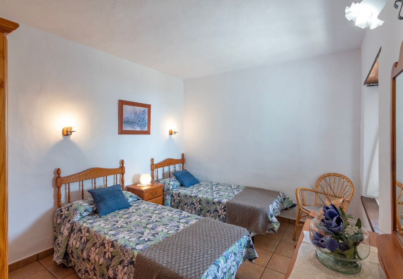 Cottage in Puntagorda - LP1182 Vakantiehuis met gedeeld zwembad in Puntagorda