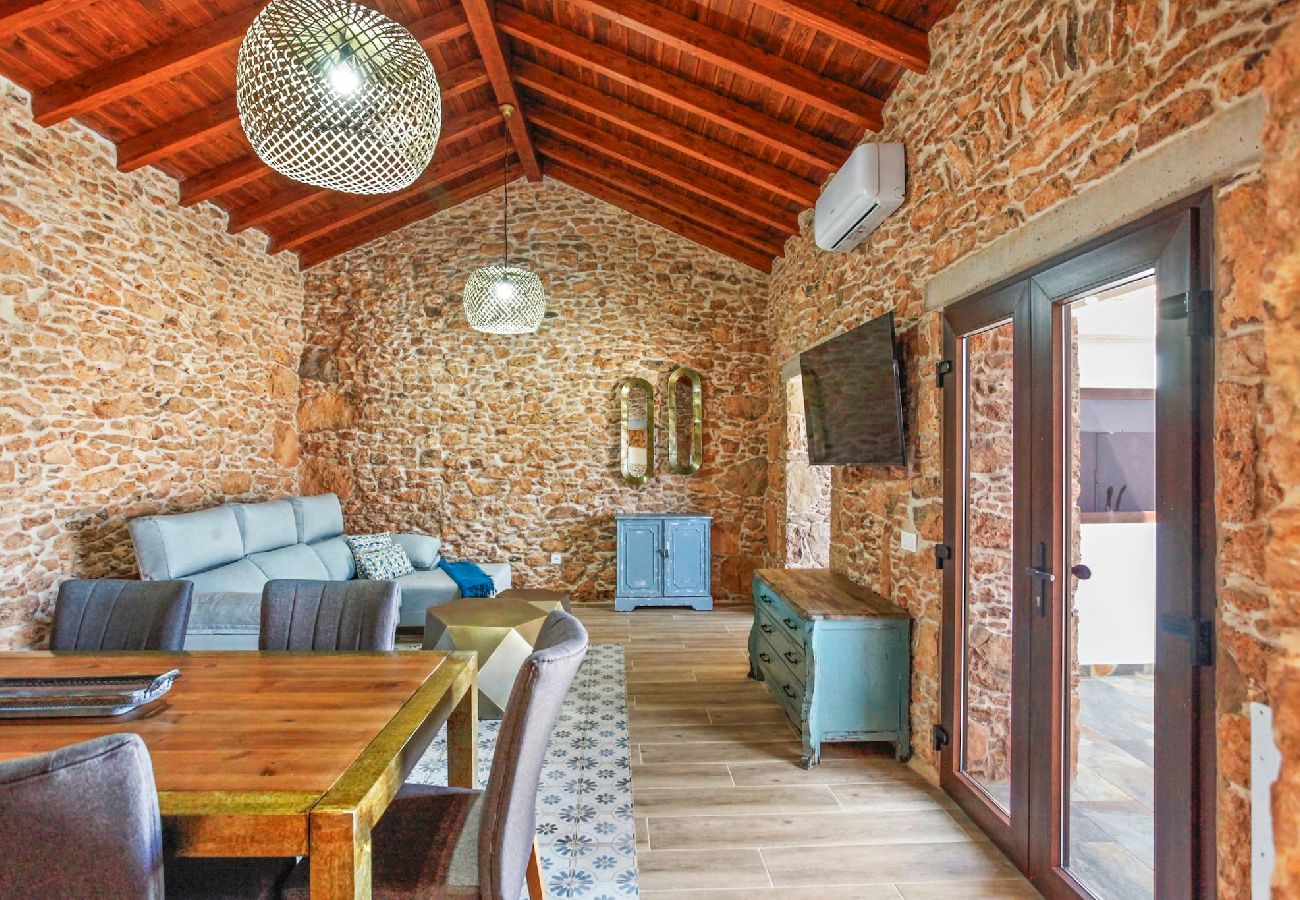 Cottage in Tuineje - FV4304 Vakantiehuis met privé zwembad in Tiscamanita