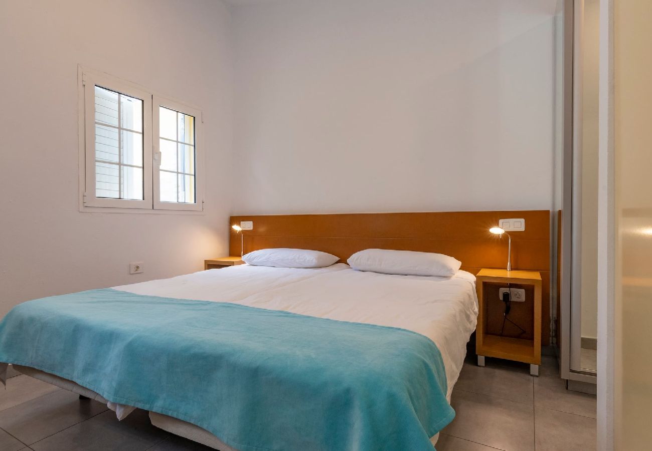 Huis in Mogán - GC0284 Vakantiehuis met gedeeld zwembad in Mogán