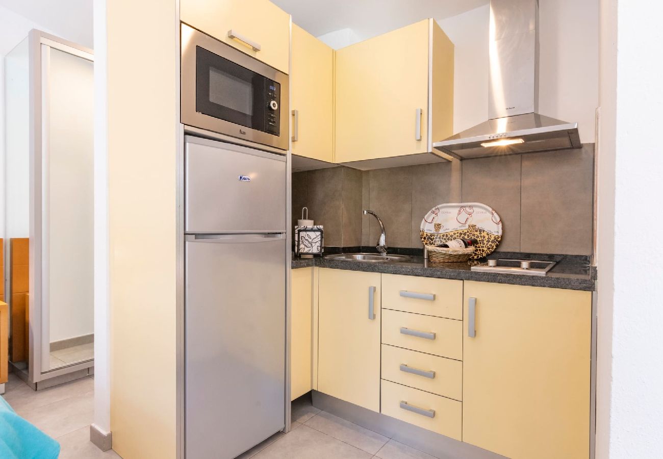 Huis in Mogán - GC0284 Vakantiehuis met gedeeld zwembad in Mogán