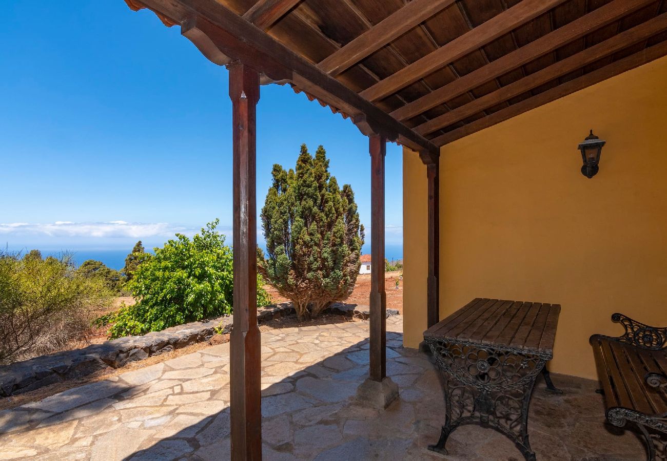 Cottage in Puntagorda - LP1184 Vakantiehuis met gedeeld zwembad in Puntagorda