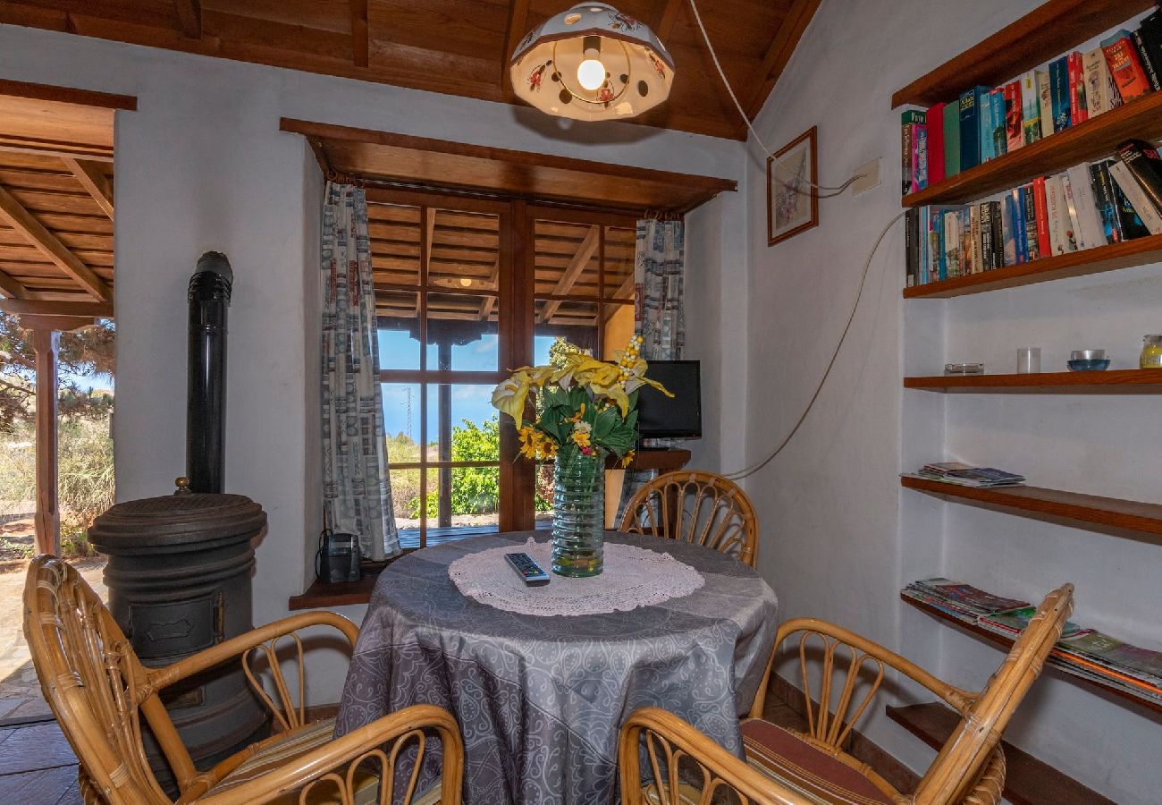 Cottage in Puntagorda - LP1184 Vakantiehuis met gedeeld zwembad in Puntagorda