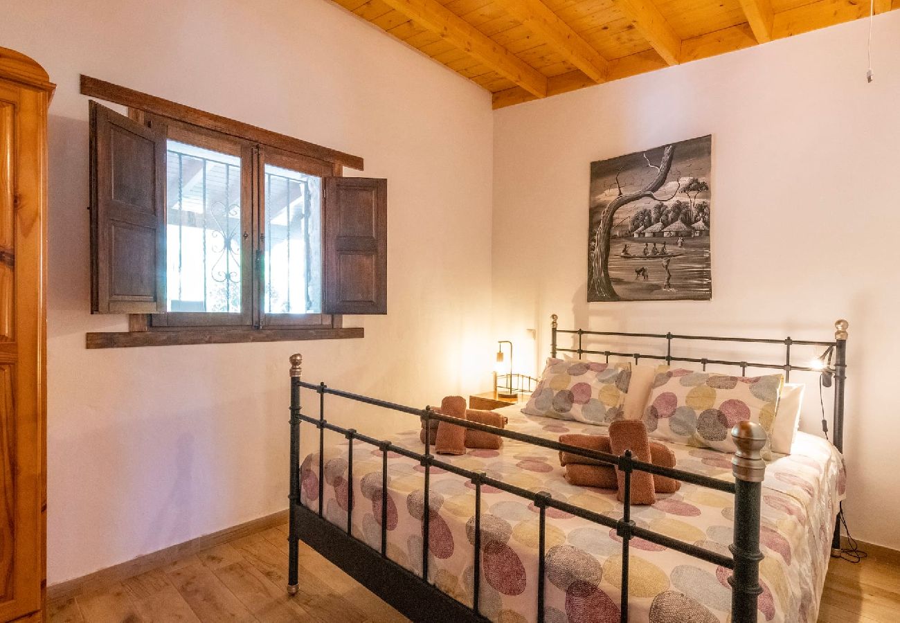 Huis in Agüimes -  GC0251 Vakantiehuis met privé zwembad in Temisas