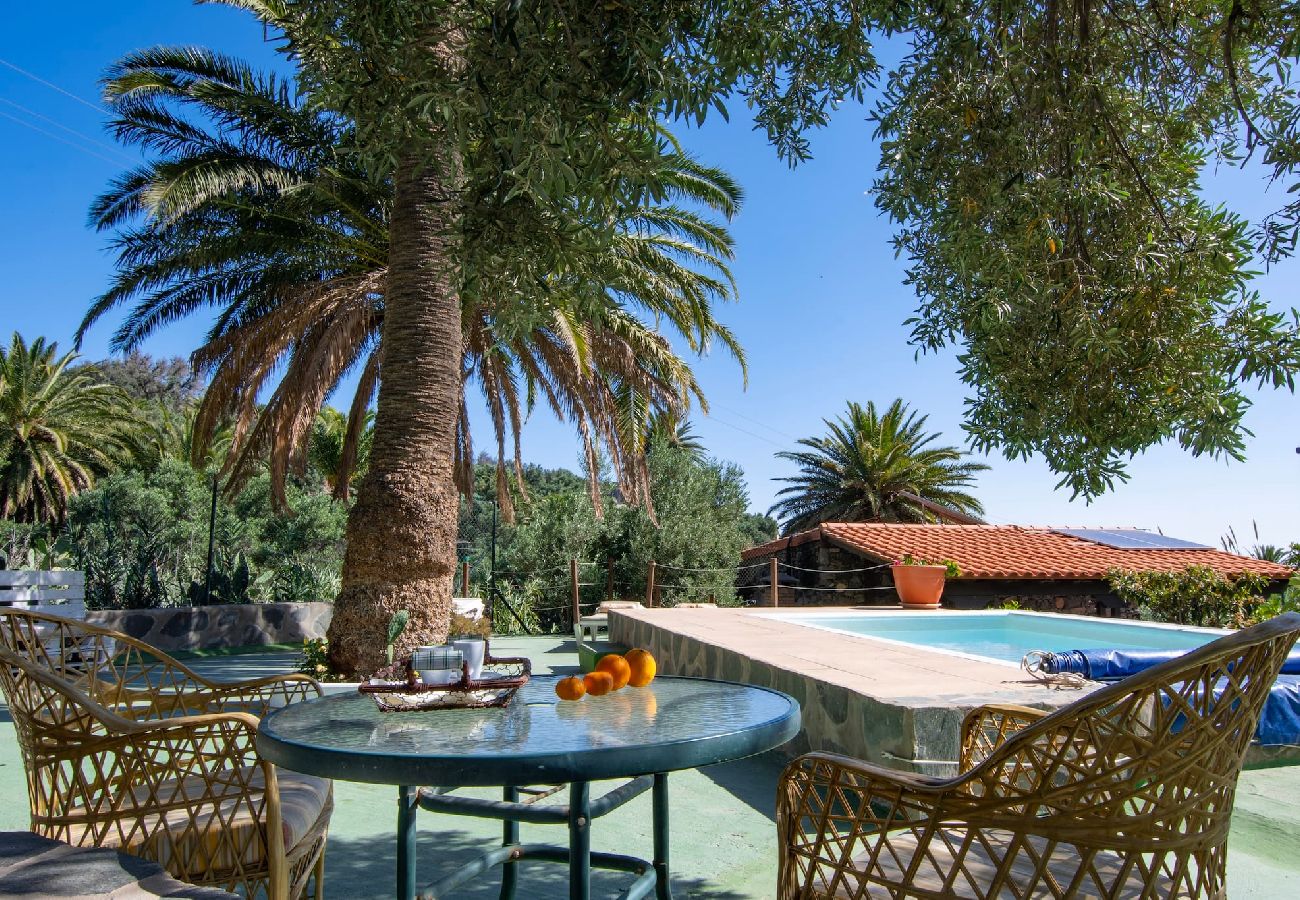 Huis in Agüimes -  GC0251 Vakantiehuis met privé zwembad in Temisas