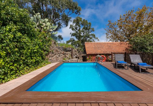 Cottage in Moya - GC0016 Vakantiehuis met privé zwembad in Fontanales