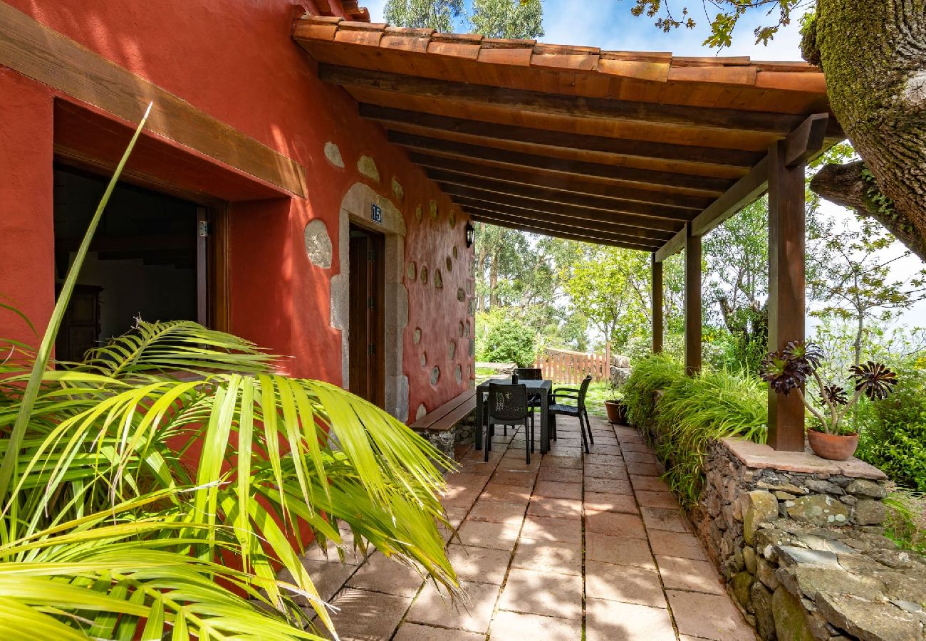 Cottage in Moya - GC0016 Vakantiehuis met privé zwembad in Fontanales