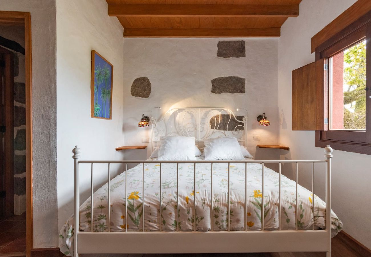 Cottage in Moya - GC0016 Vakantiehuis met privé zwembad in Fontanales