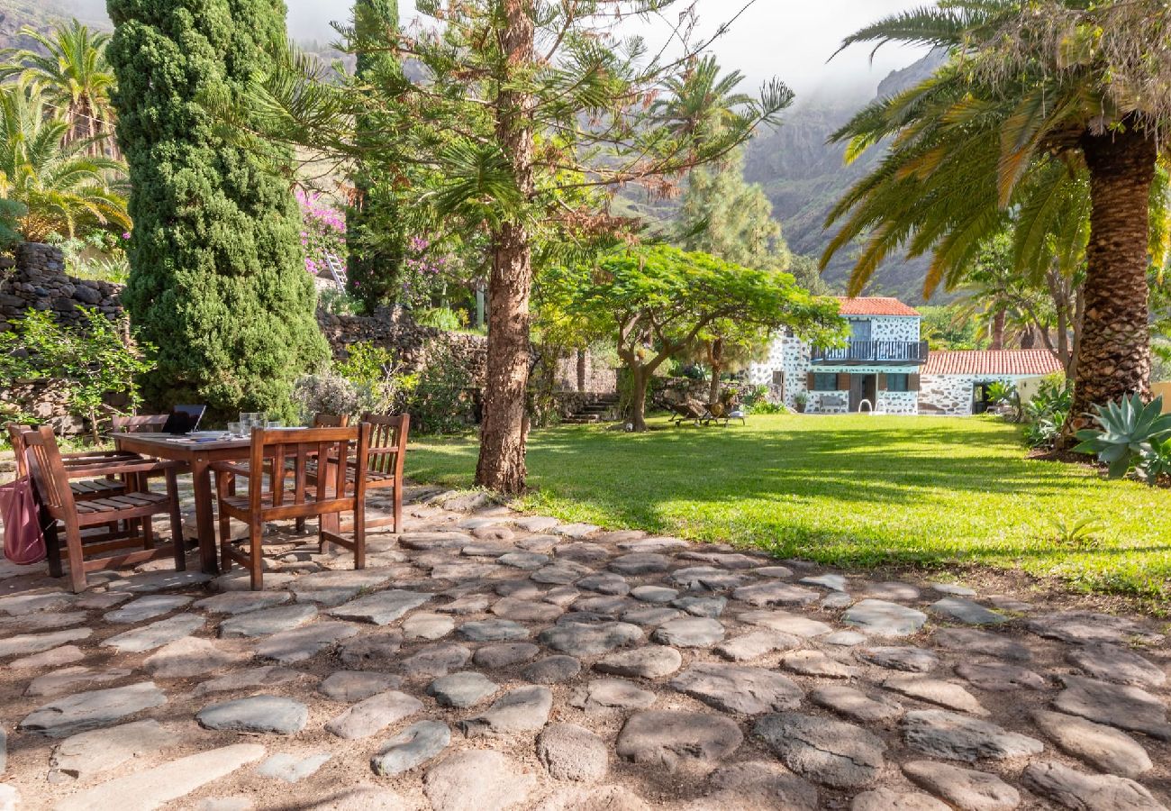 Huis in Agaete - GC0369 Vakantiehuis met privé zwembad in El Risco