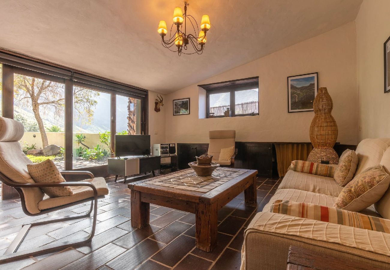 Huis in Agaete - GC0369 Vakantiehuis met privé zwembad in El Risco