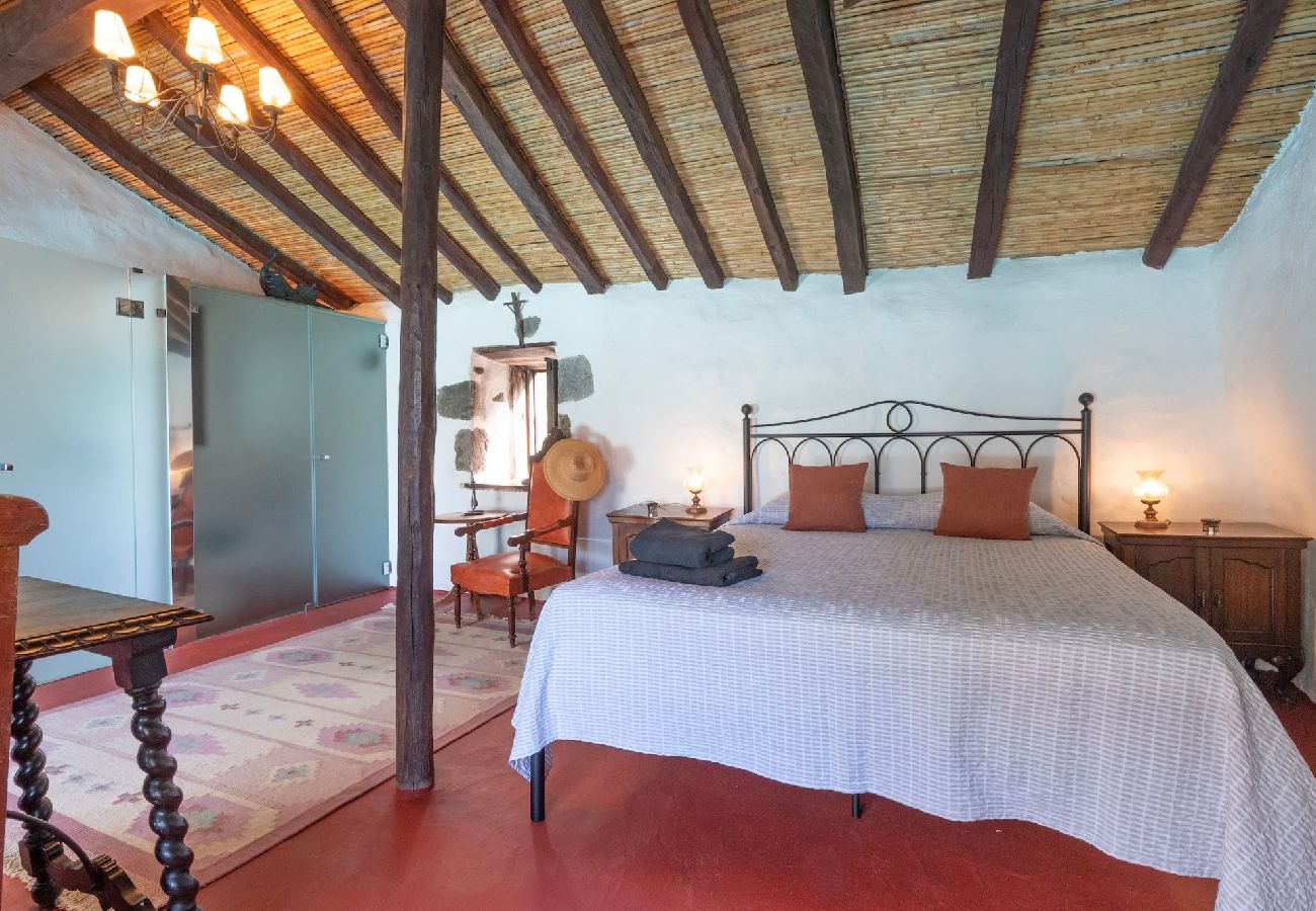 Huis in Agaete - GC0369 Vakantiehuis met privé zwembad in El Risco