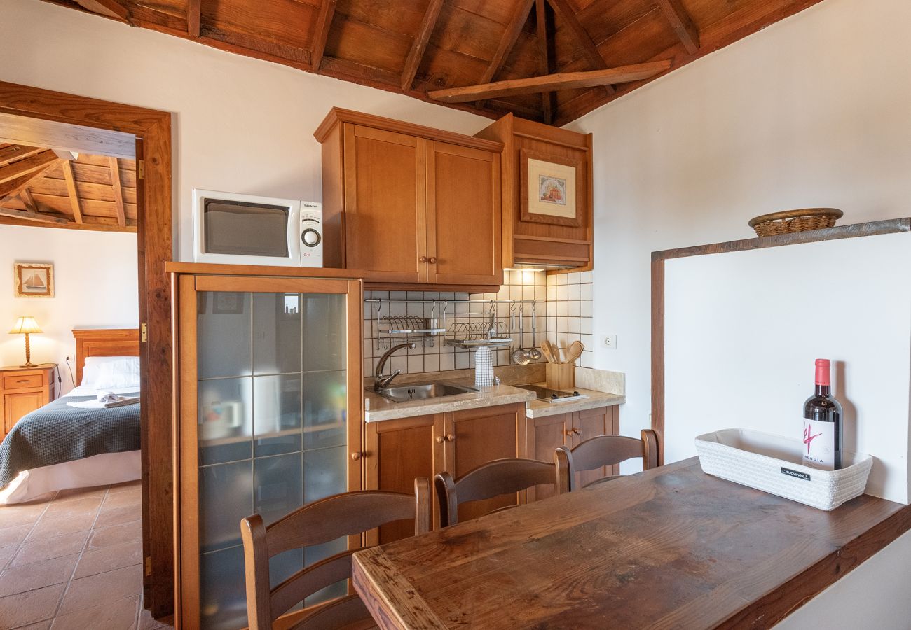 Cottage in Villa de Mazo - LP1061 Vakantiehuis met gedeeld zwembad in Mazo