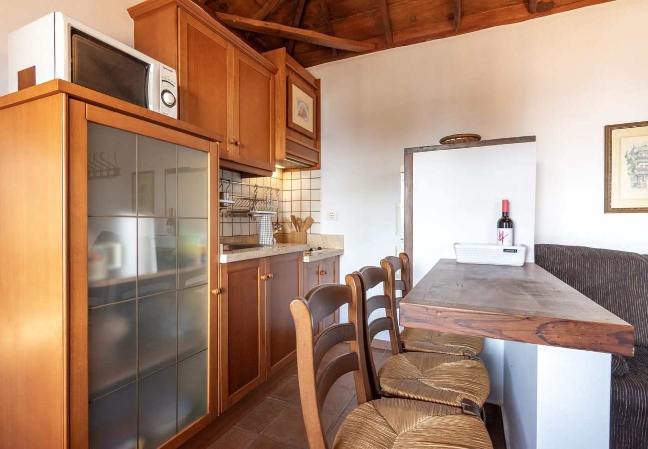 Cottage in Villa de Mazo - LP1061 Vakantiehuis met gedeeld zwembad in Mazo