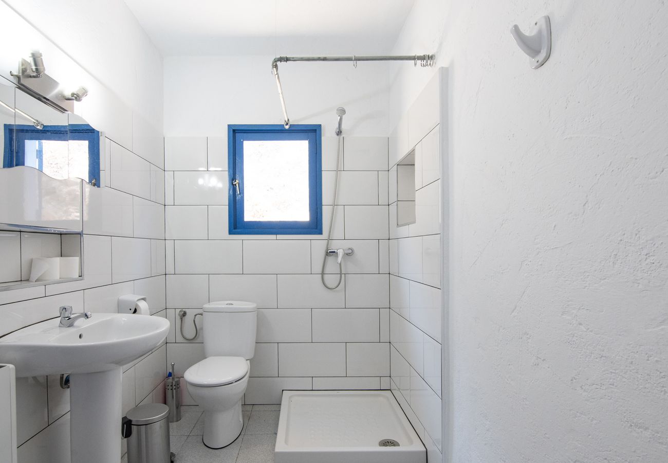 Rijhuis in San Bartolomé de Tirajana - GC0273 Vakantiehuis in Chira met gedeeld zwembad