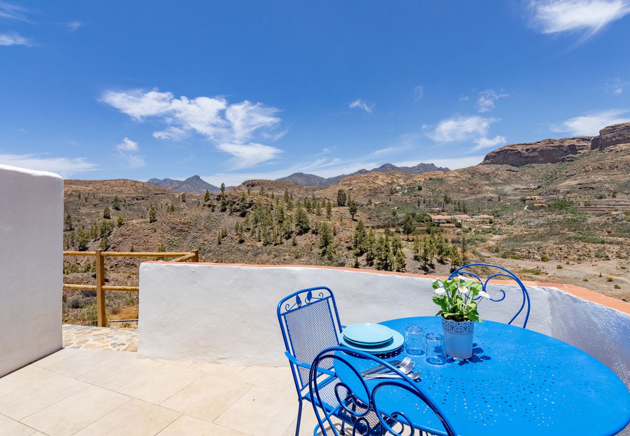 Rijhuis in San Bartolomé de Tirajana - GC0273 Vakantiehuis in Chira met gedeeld zwembad