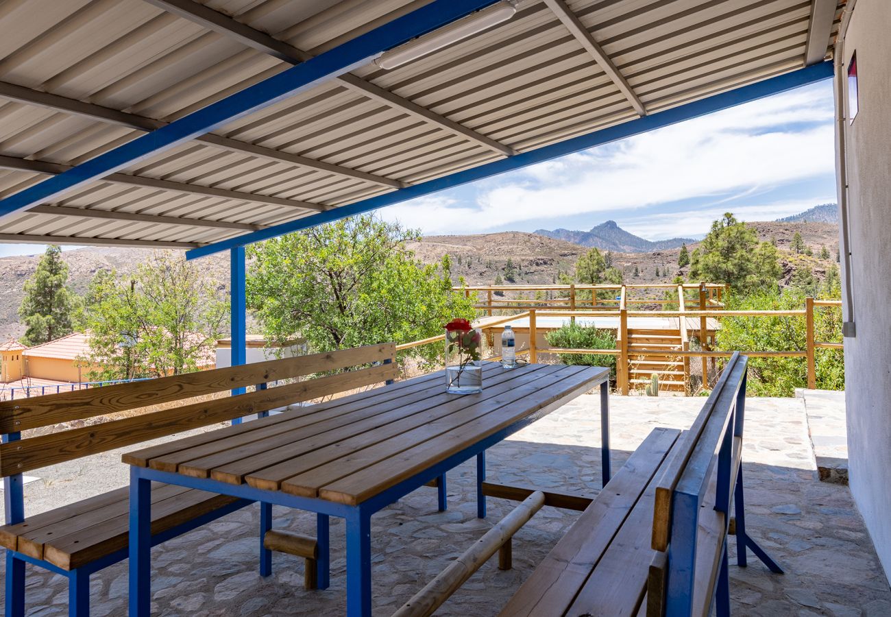 Rijhuis in San Bartolomé de Tirajana - GC0273 Vakantiehuis in Chira met gedeeld zwembad