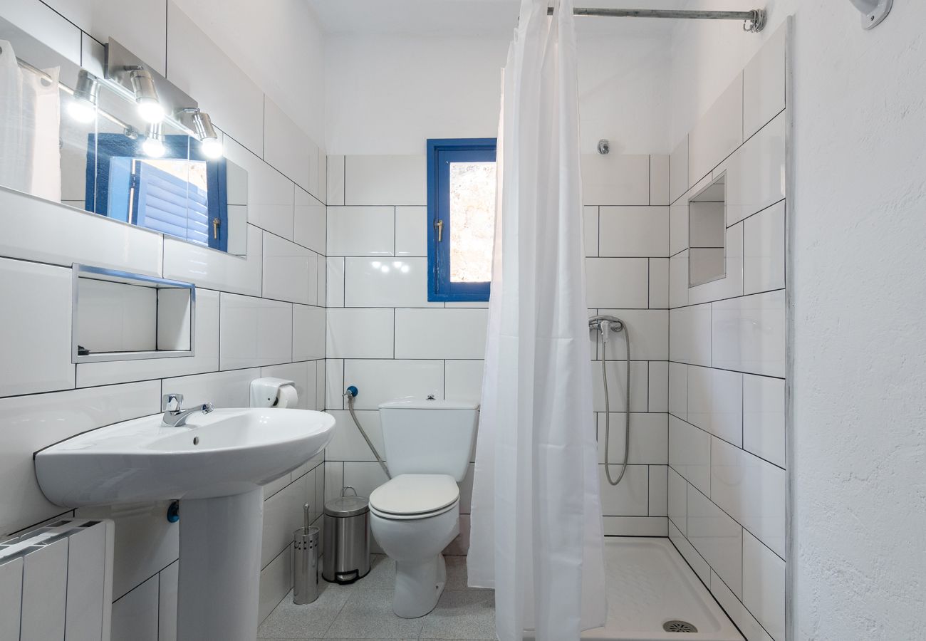 Rijhuis in San Bartolomé de Tirajana - GC0274 Vakantiehuis in Chira met gedeeld zwembad