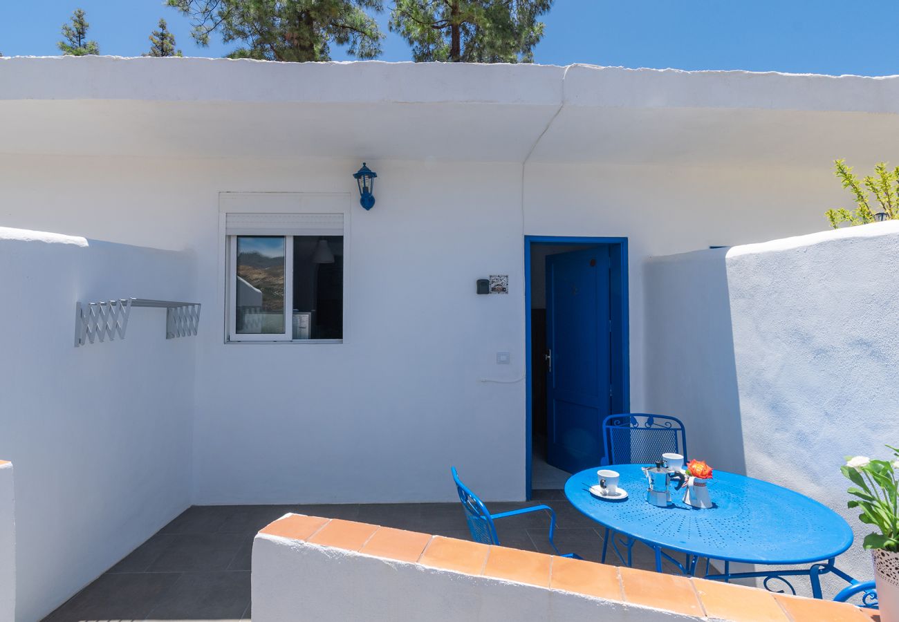 Rijhuis in San Bartolomé de Tirajana - GC0274 Vakantiehuis in Chira met gedeeld zwembad