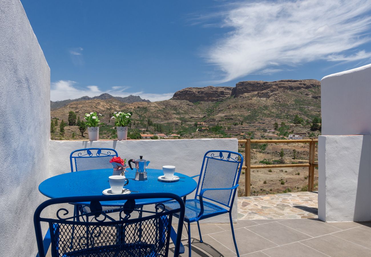 Rijhuis in San Bartolomé de Tirajana - GC0274 Vakantiehuis in Chira met gedeeld zwembad