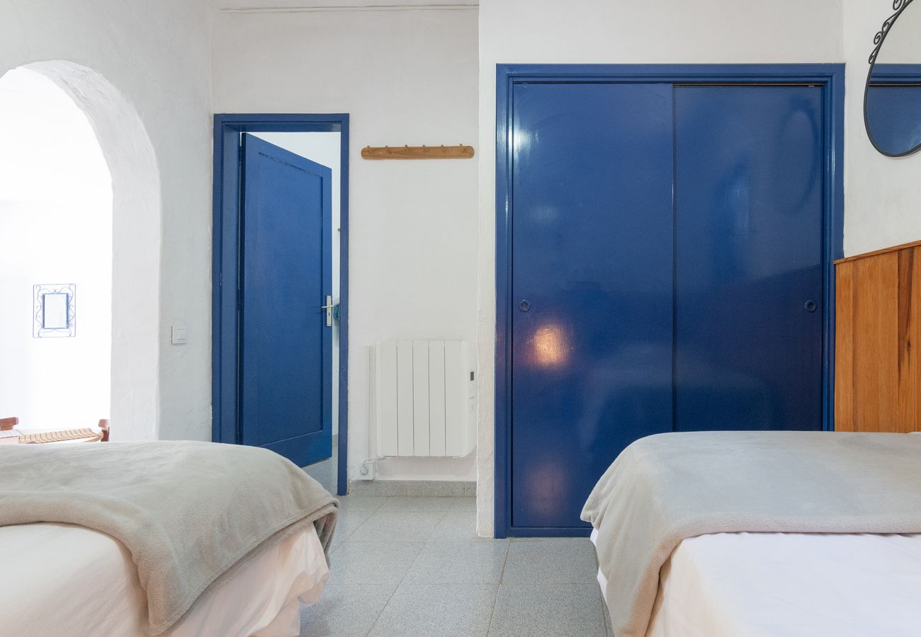 Rijhuis in San Bartolomé de Tirajana - GC0275 Vakantiehuis in Chira met gedeeld zwembad